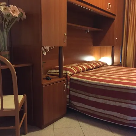 Hotel Storione 3*