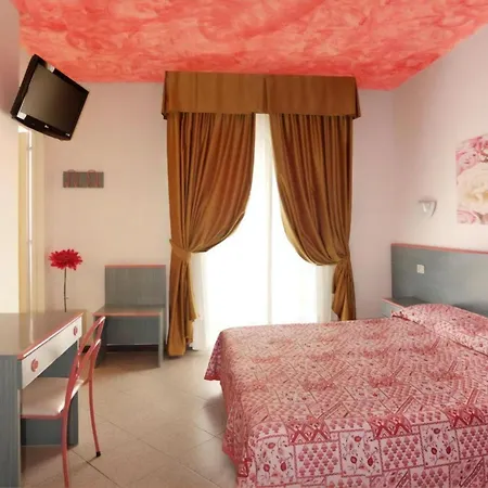Storione Hotel 3*