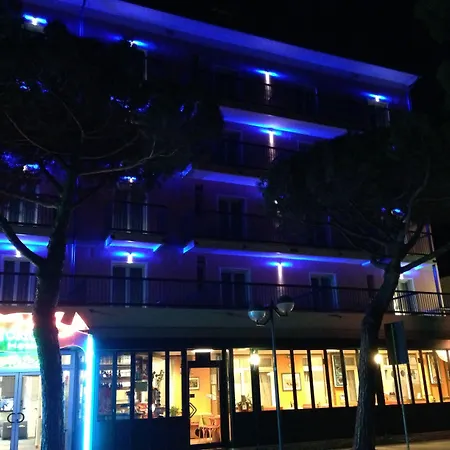 Storione Hotell 3*