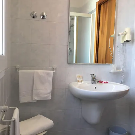 Storione Otel 3*