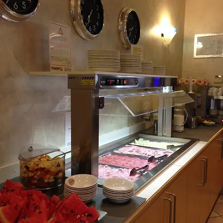 Otel Storione 3*