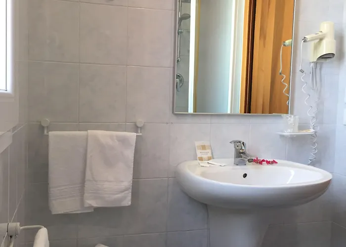 Storione Hotel 3*